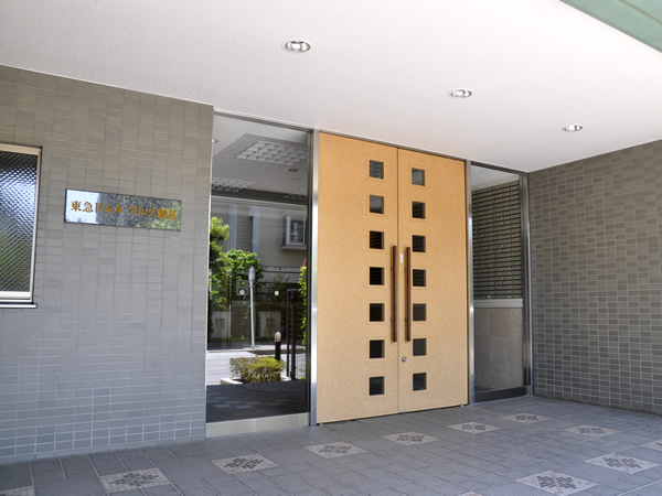 東急ドエルアルス鶴見の外観