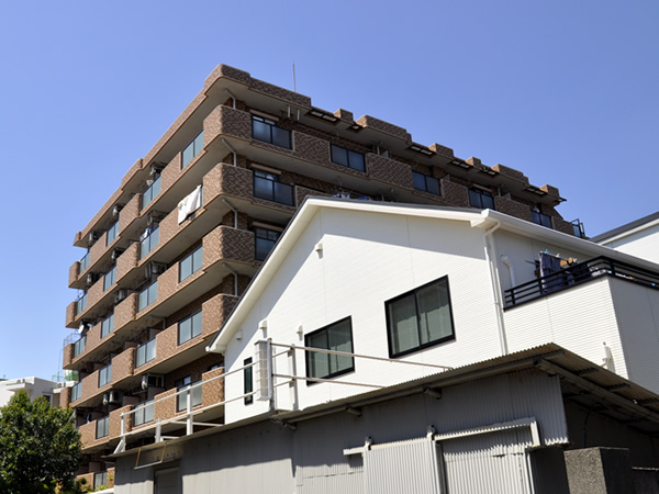 ライオンズマンション鶴見中央の外観