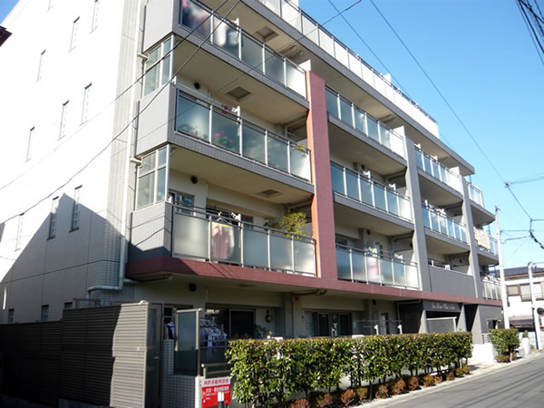 サンアリーナ中央林間の外観