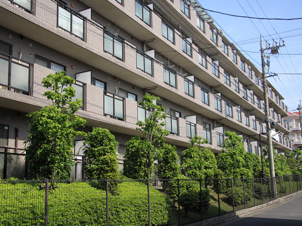 イトーピア梶ヶ谷の外観