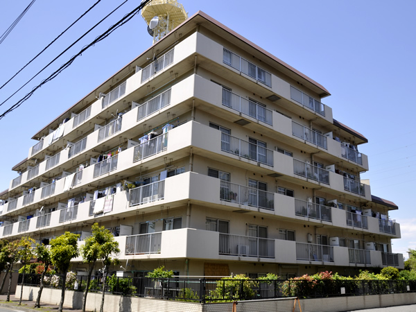 エンゼルハイム鶴見第10の外観