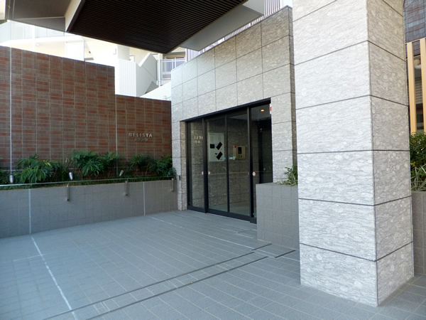 ベリスタあざみ野の外観