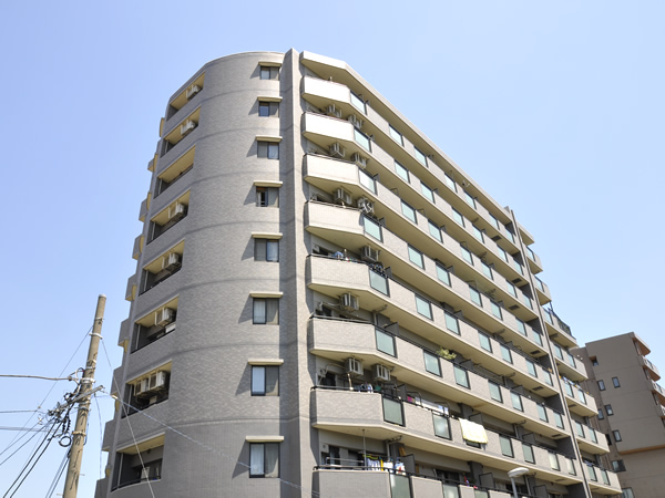 サングレイス鶴見の外観