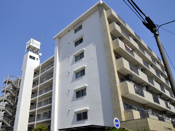 グレイスプラザ鶴見の外観