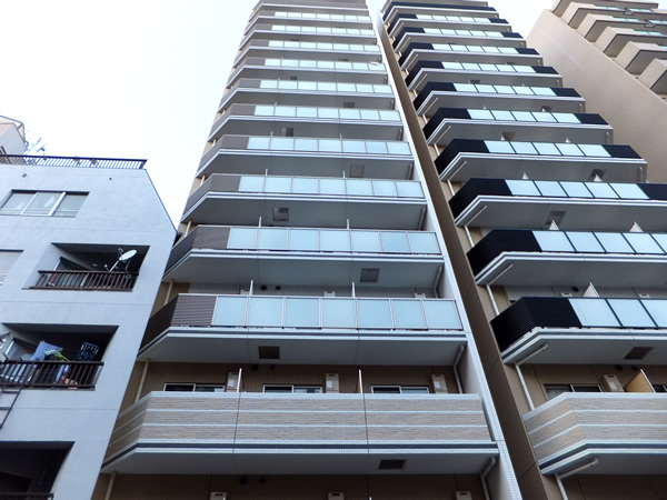 ＡＸＡＳ新宿Ｔｏｗｅｒｓ Ｅａｓｔの外観