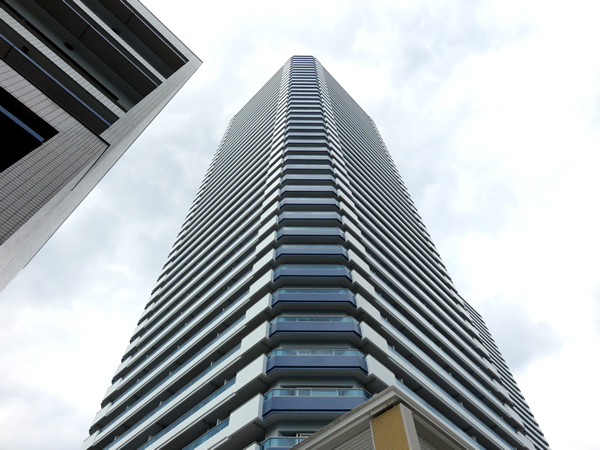 ザ・ヨコハマタワーズタワーウエストの外観