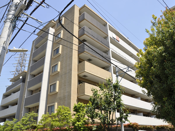 コスモ横浜鶴見ヴェルテックスの外観