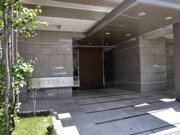コスモ横浜鶴見ヴェルテックスの外観