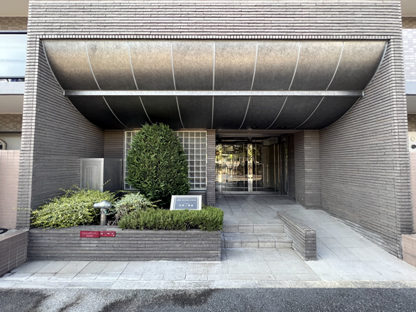 リーベスト本牧三渓園の外観