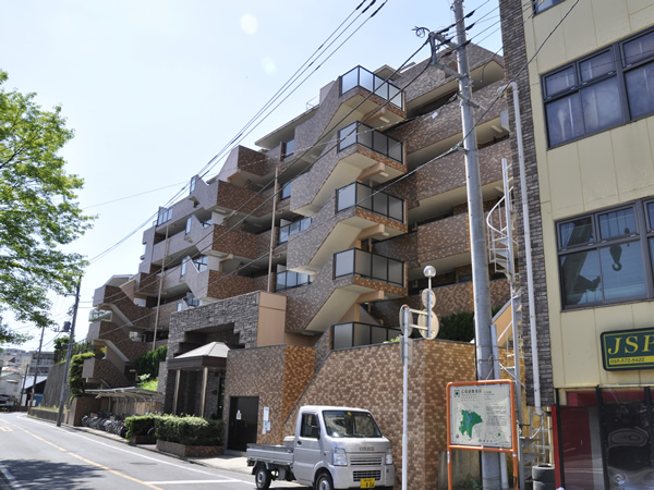 ニックパークハイム三ッ池公園の外観