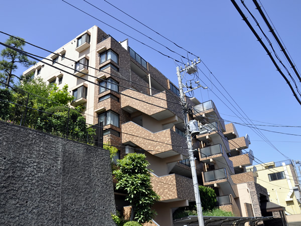 ニックパークハイム三ッ池公園の外観