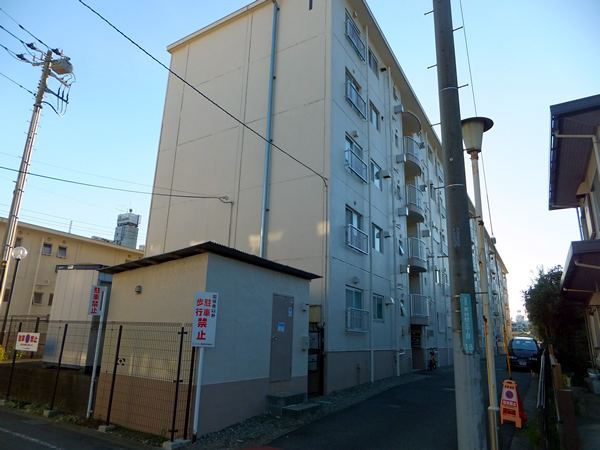 マンション相模原1号館の外観