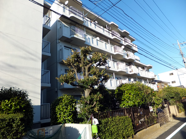 東建ニューハイツ東林間の外観