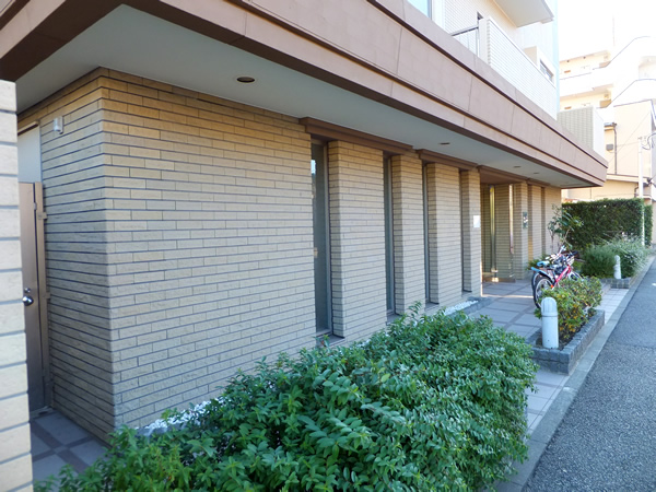 クレアコート東林間の外観