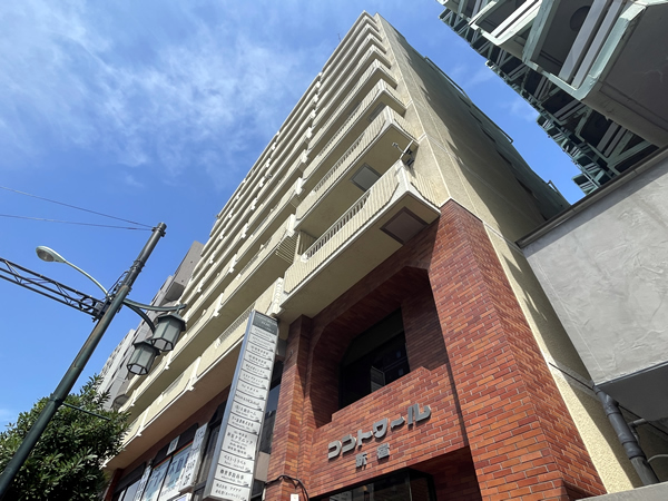 コントワール新宿の外観