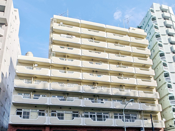 コントワール新宿の外観