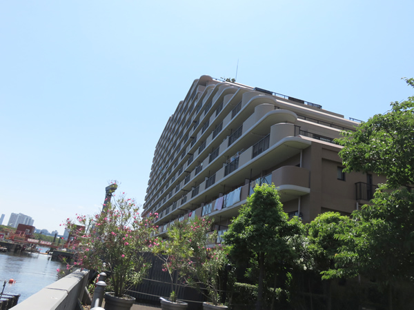 オーベルグランディオベイフロントの外観