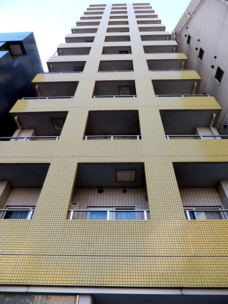 スカイコート浜松町1番館の外観