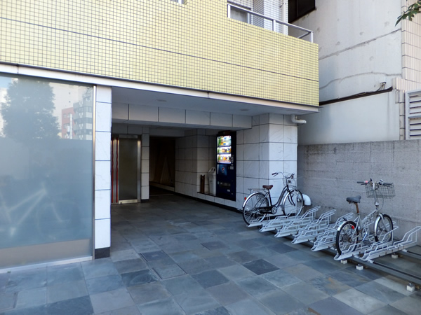 スカイコート浜松町1番館の外観