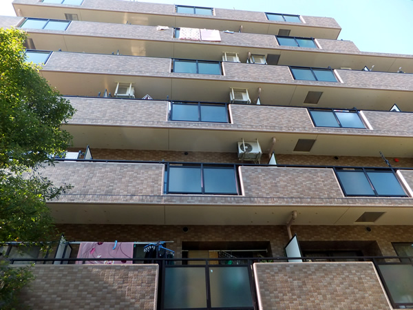 クリオ高田馬場1番館の外観