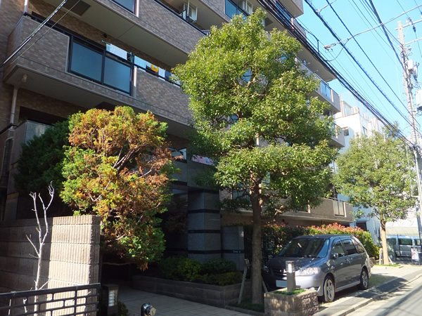 クリオ高田馬場1番館の外観