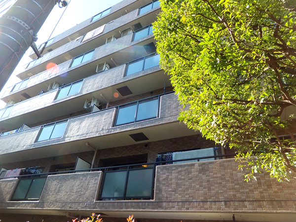 クリオ高田馬場1番館の外観