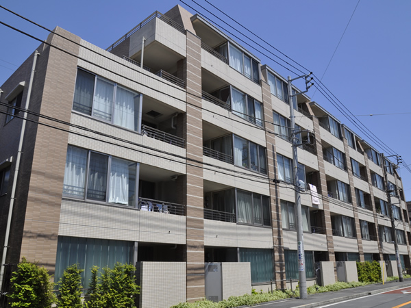 ヴォアール鶴見寺谷の外観