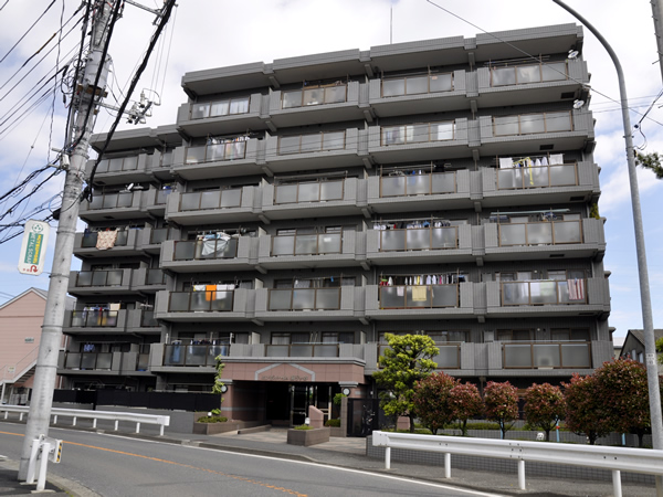 エンゼルハイム獅子ヶ谷の外観