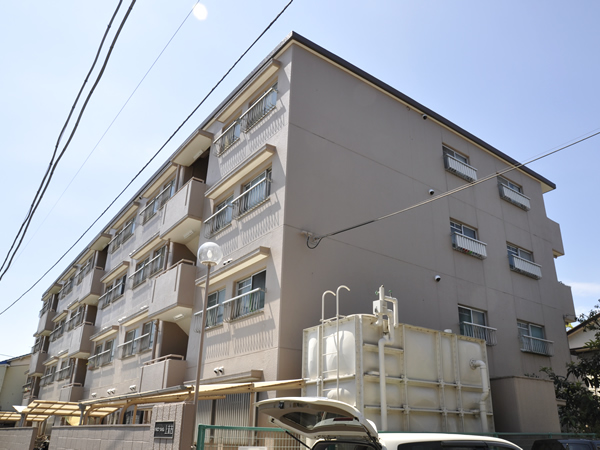 ニックハイム上末吉の外観