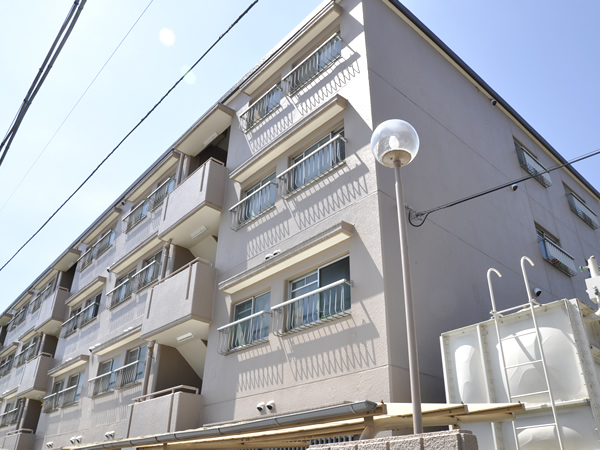 ニックハイム上末吉の外観