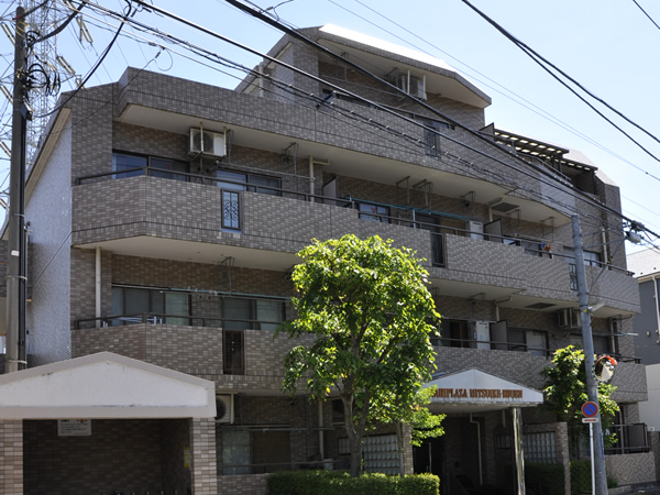 朝日プラザ三ツ池公園の外観
