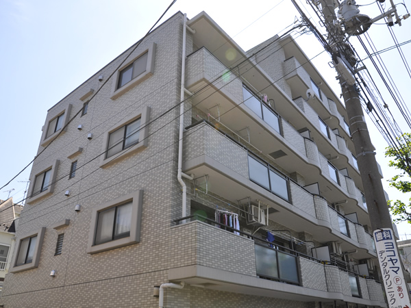 ビッグヴァン三ッ池公園の外観