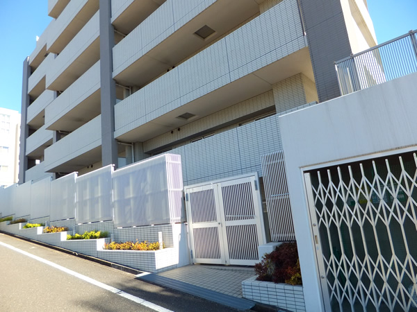 ウェルフェアステージ美しが丘サヴァーニの外観