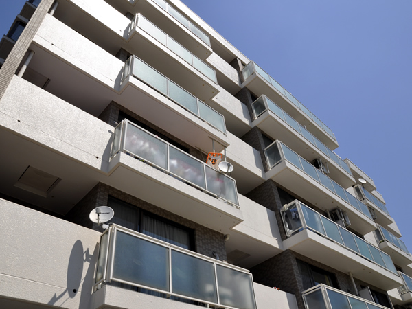 コスモ鶴見セジュールの外観