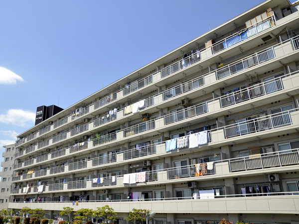 ダイアパレスアクティブシティ鶴見の外観