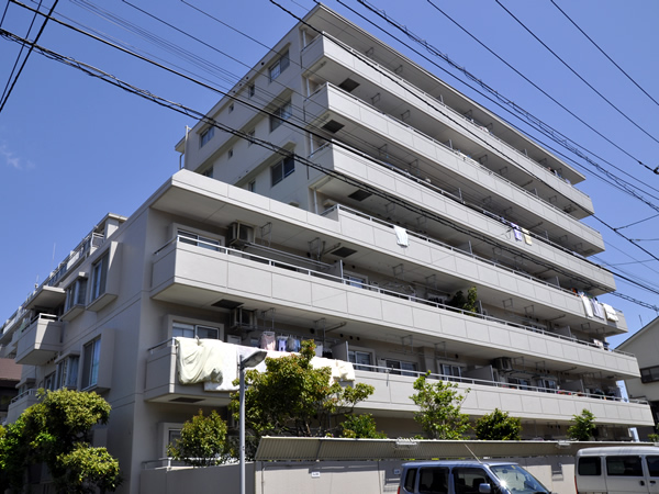 ダイアパレスアクティブシティ鶴見の外観