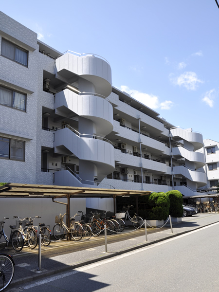 藤和シティコープ三ッ池の外観