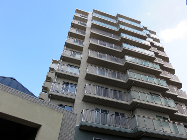 ララヒルズ２番街の外観