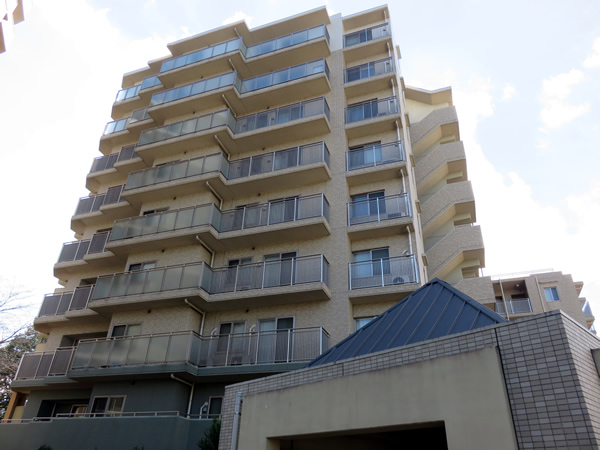 ララヒルズ１番街の外観