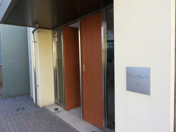 ララヒルズ１番街の外観