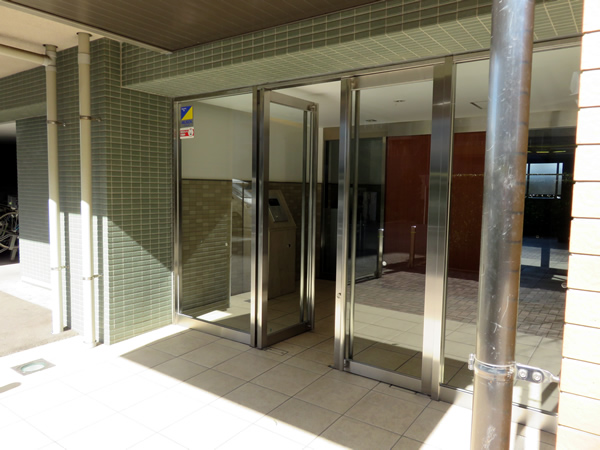 ララヒルズ６番街の外観