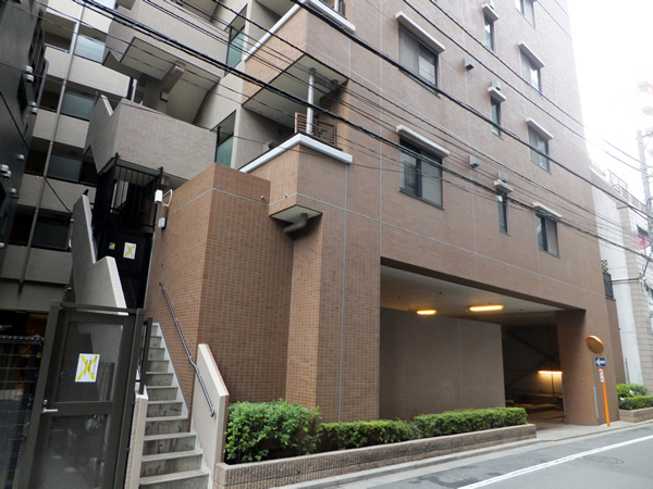 クレストフォルム上野グランステージの外観