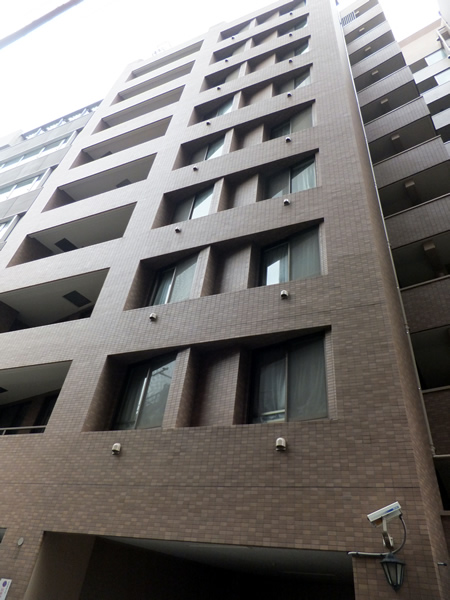 朝日サテライト上野の外観