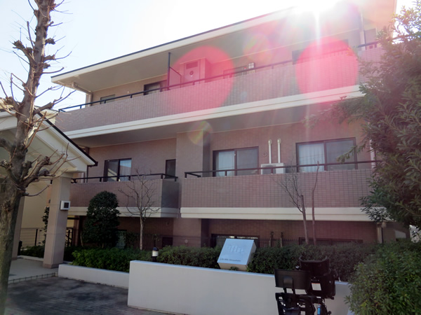 ライフヒルズ北山田Ｂ棟の外観