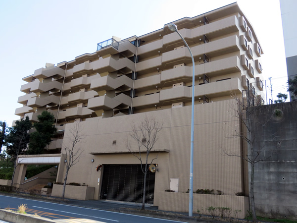 東急ドエルアルス鷺沼すみれが丘の外観