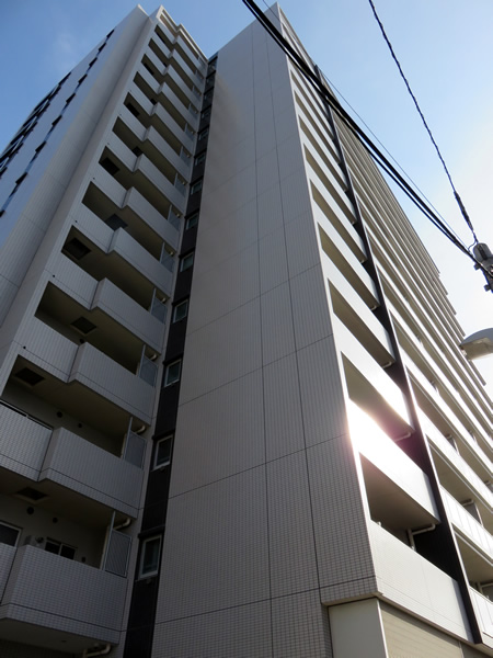 日神パレステージ小田急相模原フロントの外観