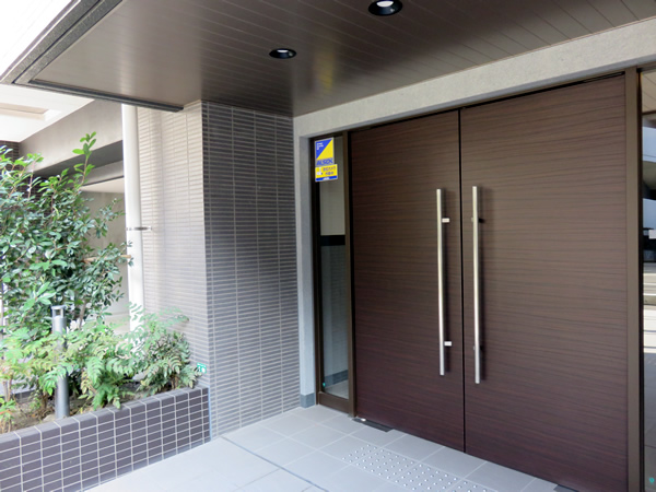 プレシス小田急相模原ネクシアの外観