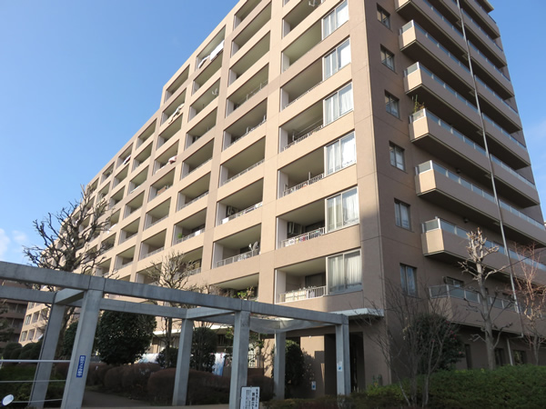 エステスクエア小田急相模原ステージ4の外観