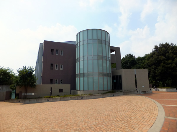 港北ニュータウンレフリアパークアネシスウエストコートの外観