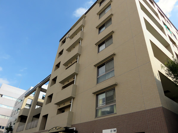 ヴェルビュ新百合ヶ丘の外観